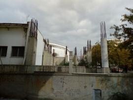 Ξεκινούν οι εργασίες στο ημιτελές κτίριο της ΕΥΑΘ στην Τούμπα - Δείτε πώς θα γίνει