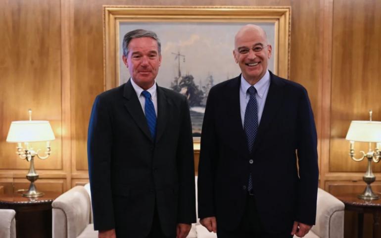 Δένδιας: Συναντήθηκε με τον πρέσβη του Βελγίου