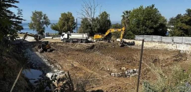 Καλαμαριά: Άνοιξε νέα «πληγή» στο παραλιακό μέτωπο - Ξεκίνησε ανέγερση κατοικιών δίπλα στο «Παναγία»