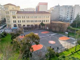 Δεύτερο ανακαινισμένο γήπεδο μπάσκετ παρέδωσε ο Αγγελούδης στο κέντρο της Θεσσαλονίκης