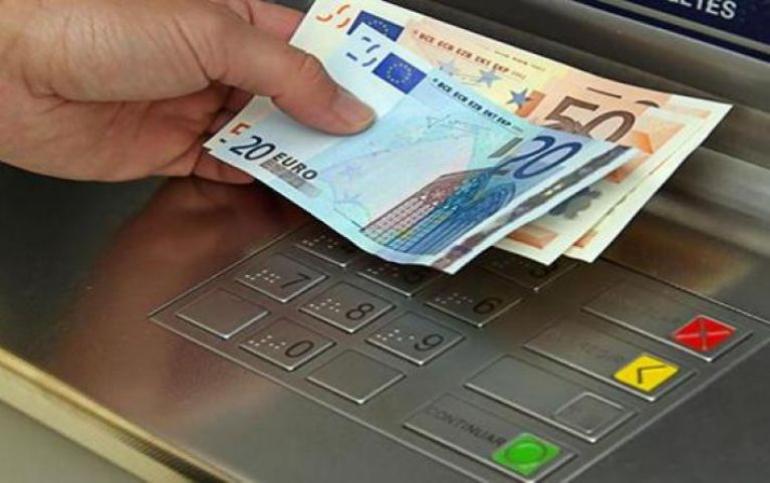 Τη Δευτέρα ξεκινά η προπληρωμή επιδομάτων, παροχών και δώρου Χριστουγέννων από τη ΔΥΠΑ