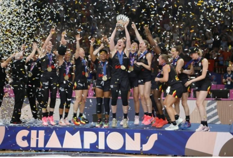 EuroBasket Γυναικών 2025: Το Βέλγιο σήκωσε την κούπα στον... ουρανό του ΣΕΦ