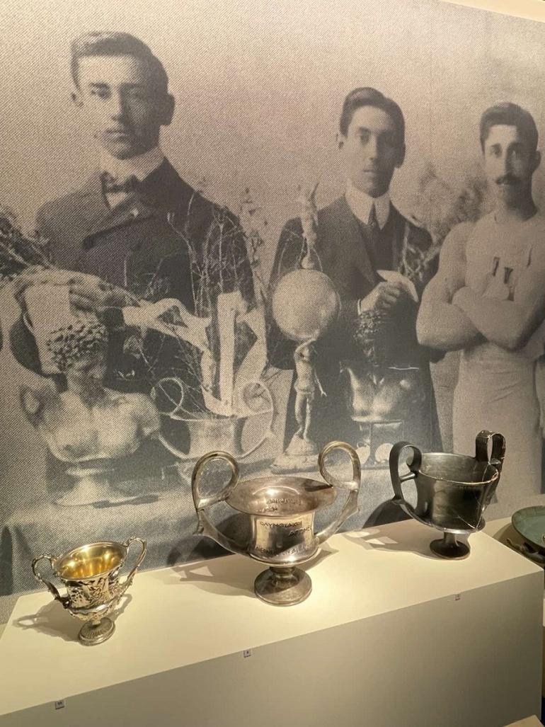 Το Ολυμπιακό Μουσείο πάει Λούβρο