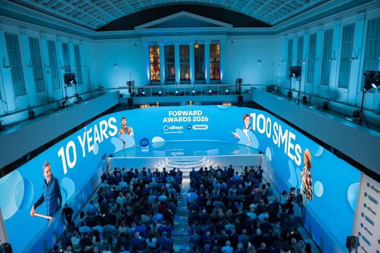 Η Allwyn Hellas γιόρτασε τα 10 χρόνια του προγράμματος Forward με 100 επιχειρήσεις στην οικογένειά του