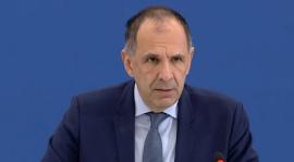 Γεραπετρίτης: Εξετάζουμε τρόπους για την απευθείας μεταφορά ανθρωπιστικής βοήθειας δια θαλάσσης
