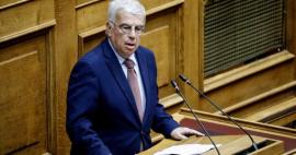 Σιμόπουλος για αγροτικά μπλόκα: Πρέπει να επέμβει η ΕΛΑΣ ακόμα και με βία - Να τελειώνει αυτή η ιστορία (βίντεο)