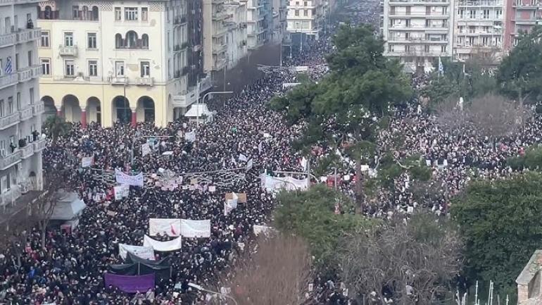 Θεσσαλονίκη: 24ωρη απεργία στο νομό κήρυξε το Εργατοϋπαλληλικό Κέντρο ανήμερα της επετείου των Τεμπών
