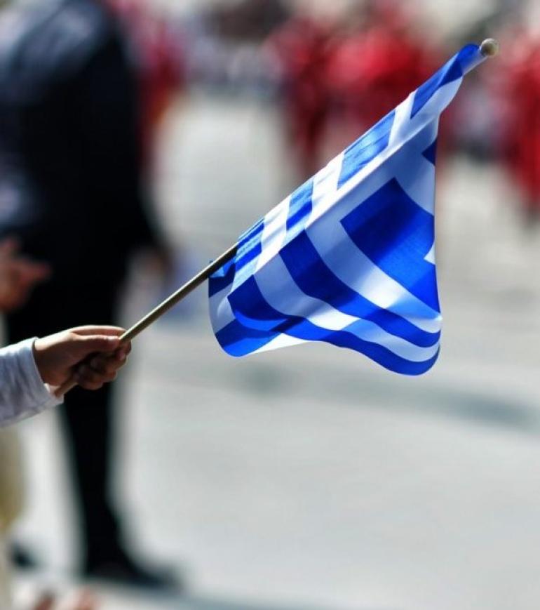 Καταγγελία: Ακύρωσαν την κλήρωση για σημαιοφόρο επειδή κληρώθηκε παιδί με αυτισμό