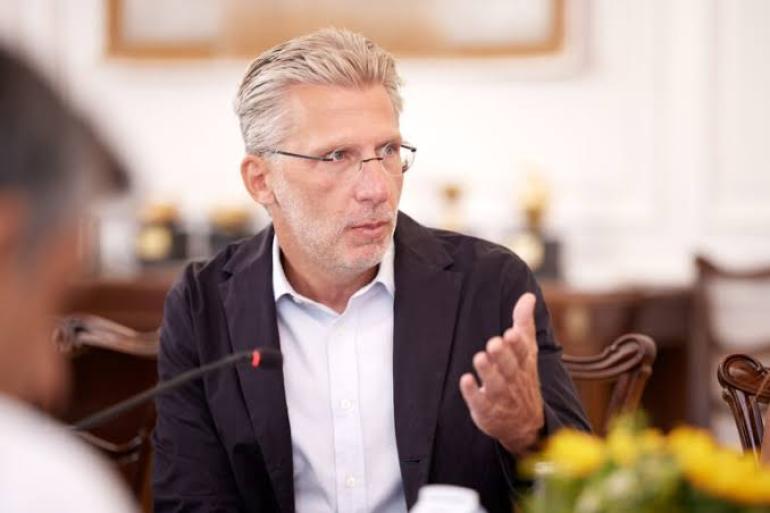 Σκέρτσος για τη φωτιά στη Χαλκιδική: Η αντιπολίτευση ακυρώνει το έργο των ίδιων των πυροσβεστών