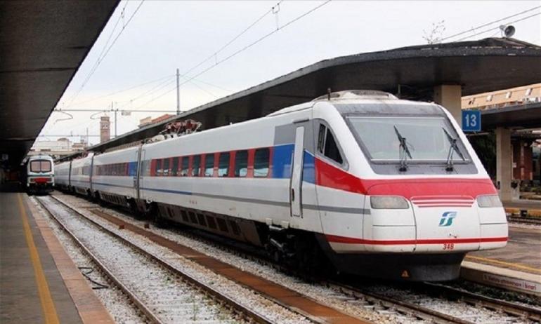 Hellenic Train: Ακινητοποιήθηκε αμαξοστοιχία λόγω τεχνικού προβλήματος