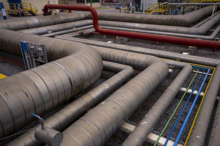 ΕΕ: Ένα χρόνο νωρίτερα το «τέλος» στο ρωσικό υγροποιημένο φυσικό αέριο