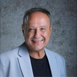 Μίνι-απολογισμός Αγγελούδη και ευχές για το 2025