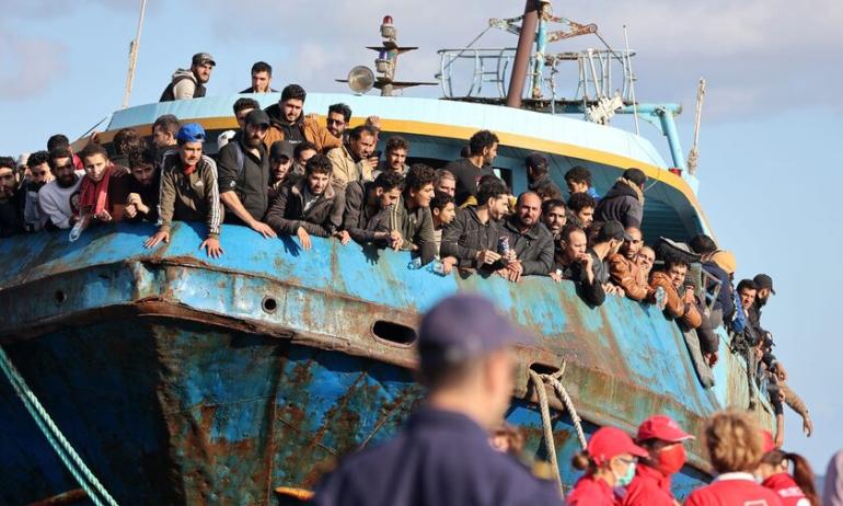 Μεταναστευτικό: Ραγδαία αύξηση ροών τον Σεπτέμβριο, 433% πάνω σε σχέση με το 2022