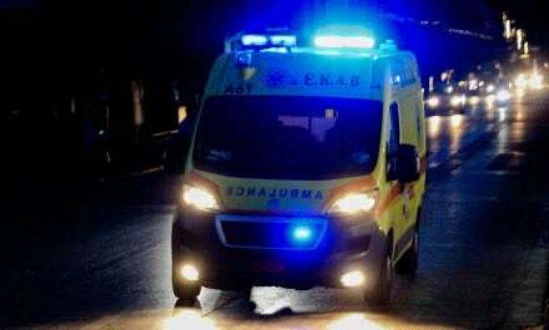 Αιματηρό επεισόδιο τα ξημερώματα στη Θεσσαλονίκη - 36χρονη μαχαίρωσε 34χρονο έξω από νυχτερινό κέντρο