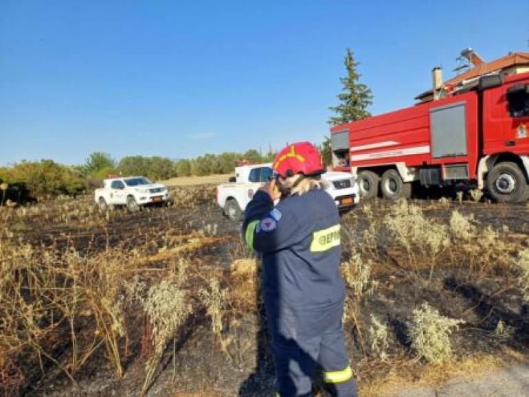 Θεσσαλονίκη: Πυρκαγιά έξω από τον Ασκό - Στο σημείο πυροσβεστικές δυνάμεις