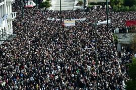 Συνελήφθη 50χρονος για αναρτήσεις που προτρέπουν σε βιαιοπραγίες τη μέρα των συγκεντρώσεων για τα Τέμπη