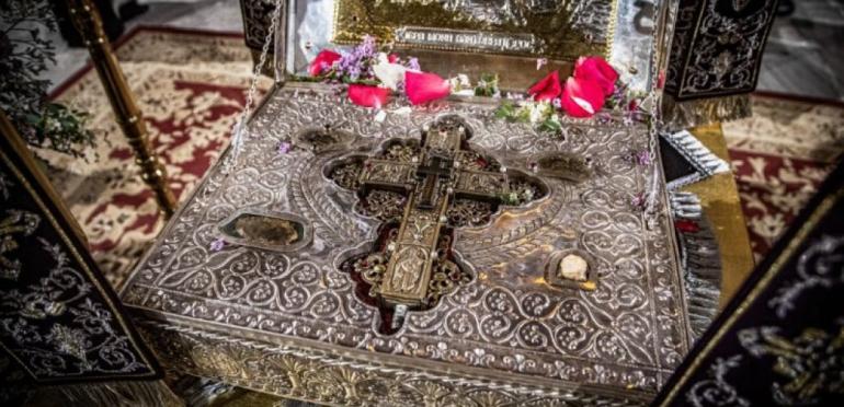 Θεσσαλονίκη: Παράταση προσκυνήματος του Αρράφου Χιτώνος για τρεις επιπλέον ημέρες