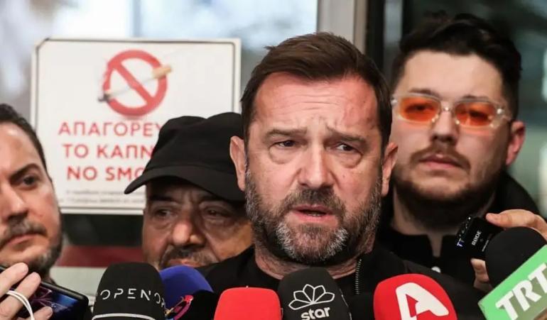 Νίκος Πλακιάς: «Δεν είμαι ούτε αριστερός, ούτε δεξιός, είμαι ένας πατέρας που έχασε τα παιδιά του»