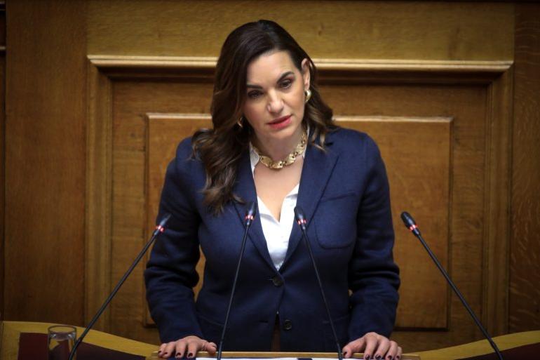 Κεφαλογιάννη: Το υπ. Δικαιοσύνης πρότεινε τη ρύθμιση για τα παιδιά – Έκανα χρήση γιατί αντιμετωπίζω δύσκολη κατάσταση