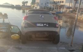 Πάτμος: ΙΧ έπεσε στη θάλασσα - Σώες δύο Ιταλίδες