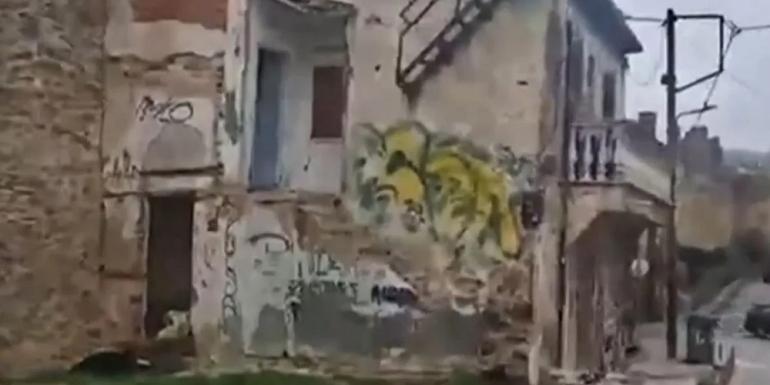 Θεσσαλονίκη: Βρέθηκε σορός άντρα σε εγκαταλελειμμένο σπίτι -Ήταν νεκρός τουλάχιστον δυο μήνες