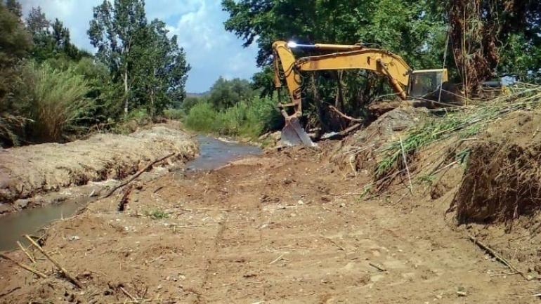 Εργασίες καθαρισμού στη δυτική εσωτερική Περιφερειακή Οδό