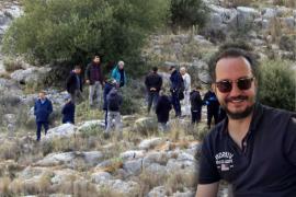 Βασίλης Καλογήρου: Η κάκωση στον λαιμό και τα αποτελέσματα των τοξικολογικών θα δώσουν απαντήσεις για τον θάνατό του