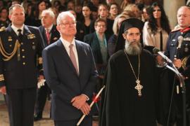 Το μήνυμα Τασούλα για την Ανάσταση – «Το σκοτάδι συντρίβεται από το φως»