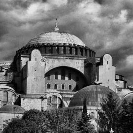 To μήνυμα του ΠΑΟΚ για την Άλωση: Η Πόλη έπεσε μα το φως της δεν έσβησε