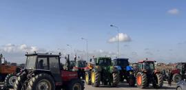 Αποχώρησαν από τα Μάλγαρα οι αγρότες- "Σε ένα μήνα θα στήσουμε και πάλι μπλόκα αν δεν δει το πρόβλημα των ρυζοπαραγωγών ο Πρωθυπουργός"
