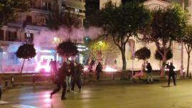 Βόμβες μολότοφ και χημικά στην Καμάρα