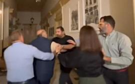 ΒΙΝΤΕΟ-Σέρρες: Παραιτήθηκαν οι δύο αντιδήμαρχοι μετά το ξύλο στο δημοτικό συμβούλιο – «Κανείς δεν αμαυρώνει την εικόνα του Δήμου»
