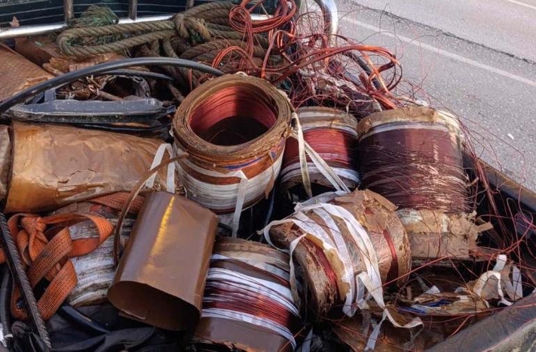Θεσσαλονίκη: Πώς έγινε η άγρια καταδίωξη του κλεμμένου οχήματος με τα μέλη σπείρας κλοπής μετασχηματιστών στο Ν. Ρύσιο – Η ανακοίνωση της ΕΛ.ΑΣ.