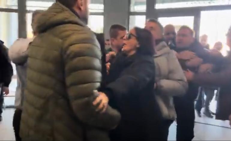 Λάρισα: Συγγενείς θυμάτων των Τεμπών προπηλάκισαν τον τέως περιφερειάρχη Θεσσαλίας