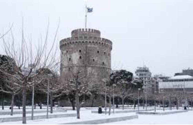 Σε επιφυλακή οι δήμοι της Θεσσαλονίκης για ενδεχόμενο χιονιά