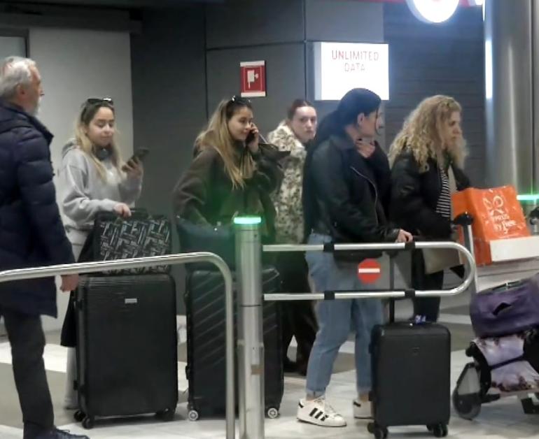 Θεσσαλονίκη: Έλληνες φοιτητές επιστρέφουν από την Κύπρο