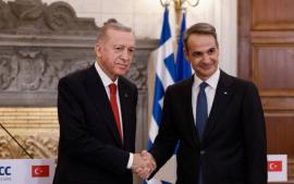 Ερντογάν σε Μητσοτάκη: Θέλουμε να κάνουμε το Αιγαίο θάλασσα ειρήνης – Είμαστε αδέλφια