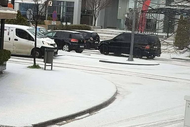 Σφοδρή χαλαζόπτωση στην ορεινή Χαλκιδική - Το έστρωσε στον Πολύγυρο! (ΒΙΝΤΕΟ)