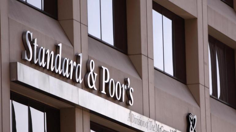 Standard & Poor’s: Έδωσε την επενδυτική βαθμίδα στην Ελλάδα