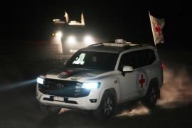 Η Χαμάς ανακοίνωσε ότι θα παραδώσει τη σορό ενός Ισραηλινού στρατιώτη ομήρου που εντόπισε