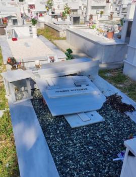 Άγνωστοι βανδάλισαν και έσπασαν μνήματα στο Νέο Κοιμητήριο της Λάρισας