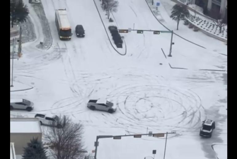 ΗΠΑ: Πέμπτη μέρα στην κατάψυξη - Τουλάχιστον 21 νεκροί