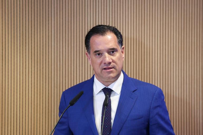 Άδωνις Γεωργιάδης: Πολύ μεγάλη εθνική επιτυχία η πτώση της ανεργίας στο 10%- Τι είπε για τις τριετίες και τις εκκρεμείς συντάξεις