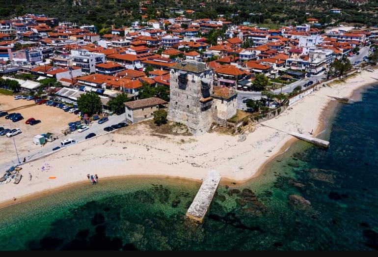 Στοπ στη δημοπράτηση της παραλίας «Αρχονταρίκια» στην Ουρανούπολη - Για δικαίωση κάνει λόγο ο δήμος Αριστοτέλη