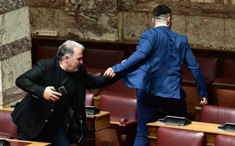 Ελεύθερος με περιοριστικούς όρους ο Κωνσταντίνος Φλώρος