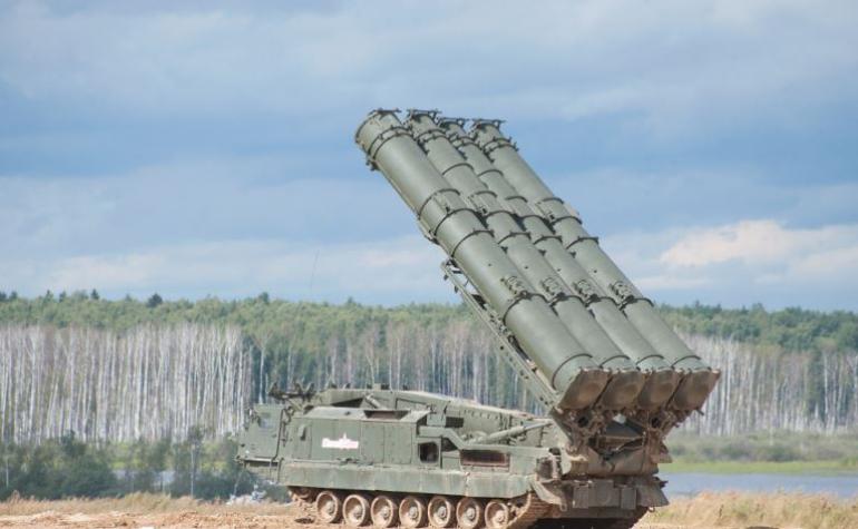 Politico: Ελλάδα και Ισπανία δεν στέλνουν πυραύλους στο Κίεβο