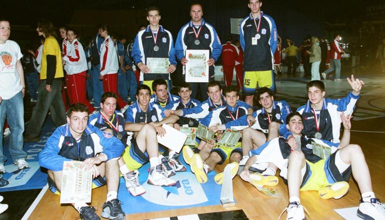 Η 2η παγκόσμια πρωταθλήτρια του 2005 ξανά στο γήπεδο των Εκπαιδευτηρίων Ε. Μαντουλίδη