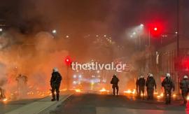 Επίθεση με μολότοφ σε ΜΑΤ τα ξημερώματα στο κέντρο της Θεσσαλονίκης (VIDEO)