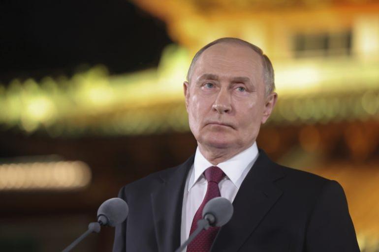 Πούτιν: Είμαι έτοιμος να συναντήσω τον Ζελένσκι αν έρθει στη Μόσχα