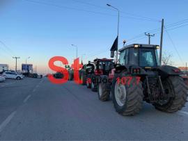 Αγρότες με τα τρακτέρ τους απέκλεισαν για μισή ώρα, το Δερβένι, τα Μάλγαρα και την Χαλκηδόνα-Αύριο κλείνουν την Θεσσαλονίκης-Μουδανιών και οι αγρότες της Χαλκιδικής